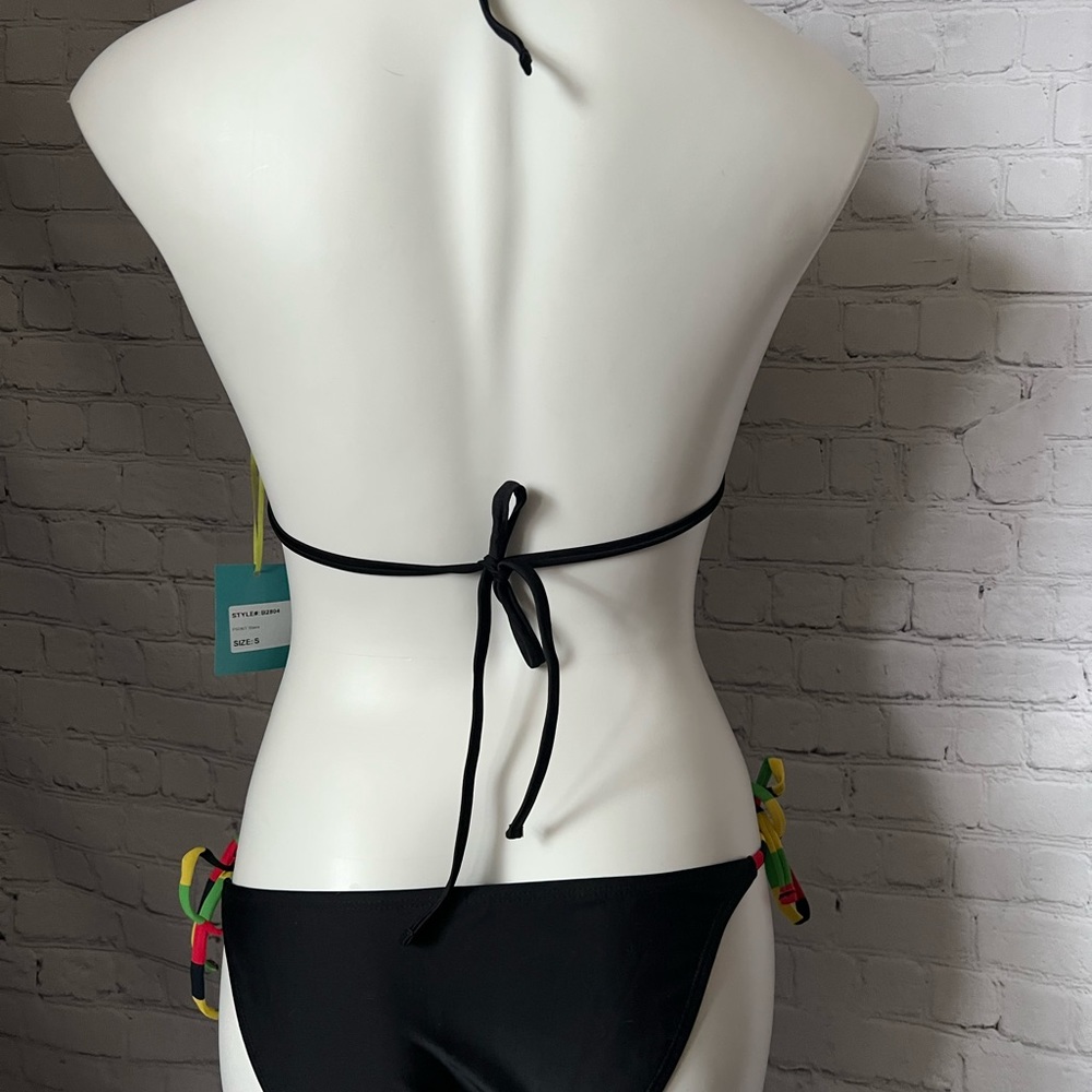 Striped triangle String bikini - Picture 4 of 7